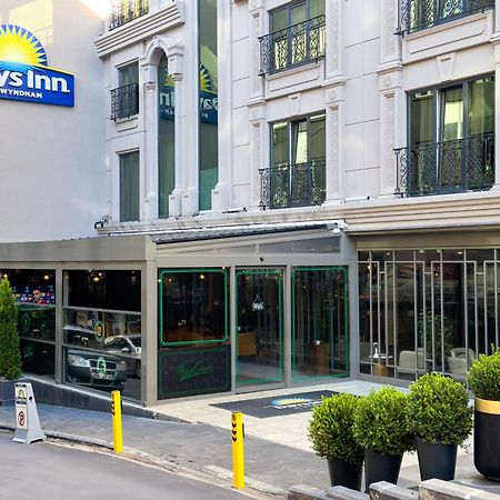 Days Inn By Wyndham Istanbul Bomonti Εξωτερικό φωτογραφία