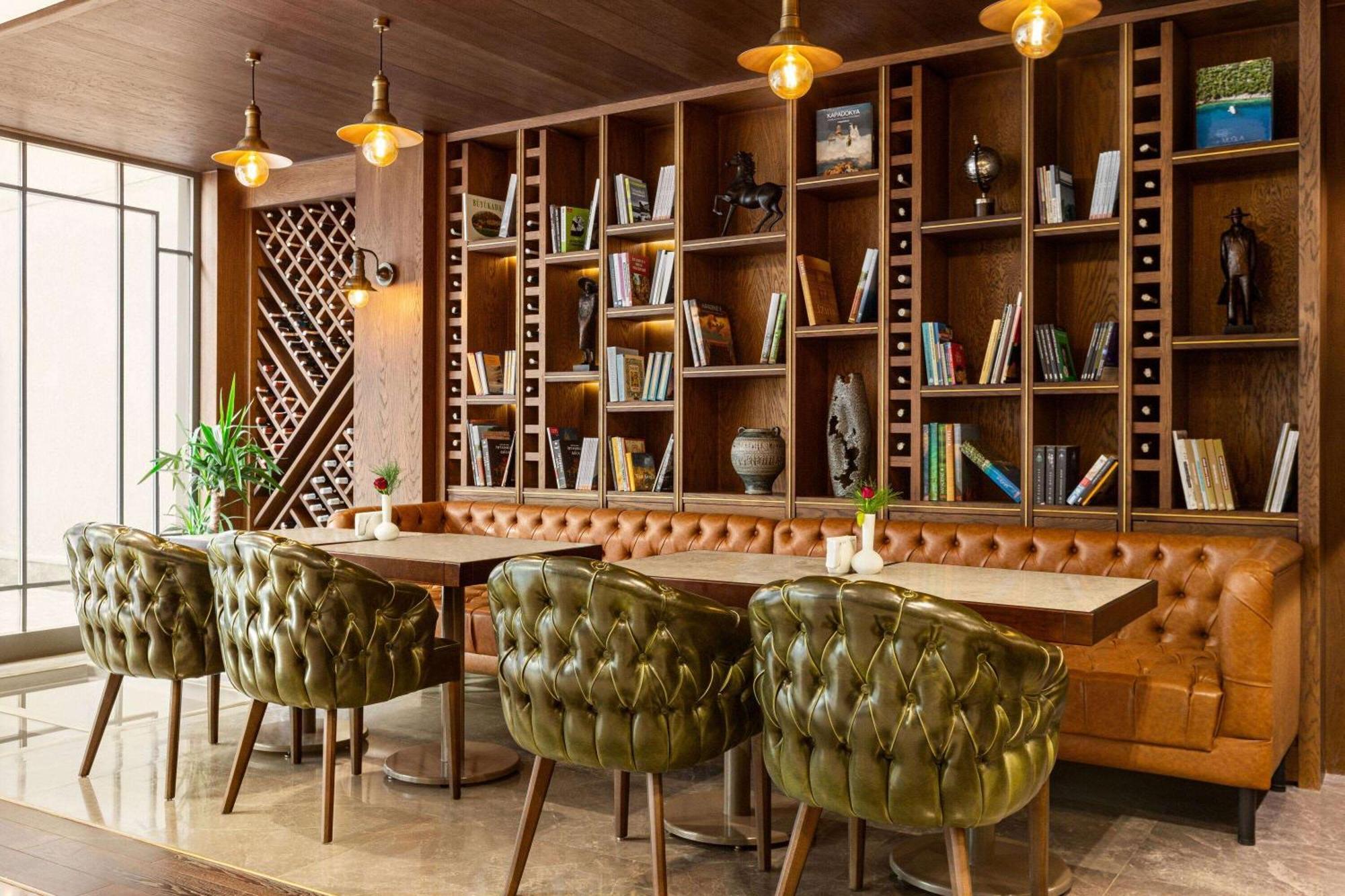 Days Inn By Wyndham Istanbul Bomonti Εξωτερικό φωτογραφία