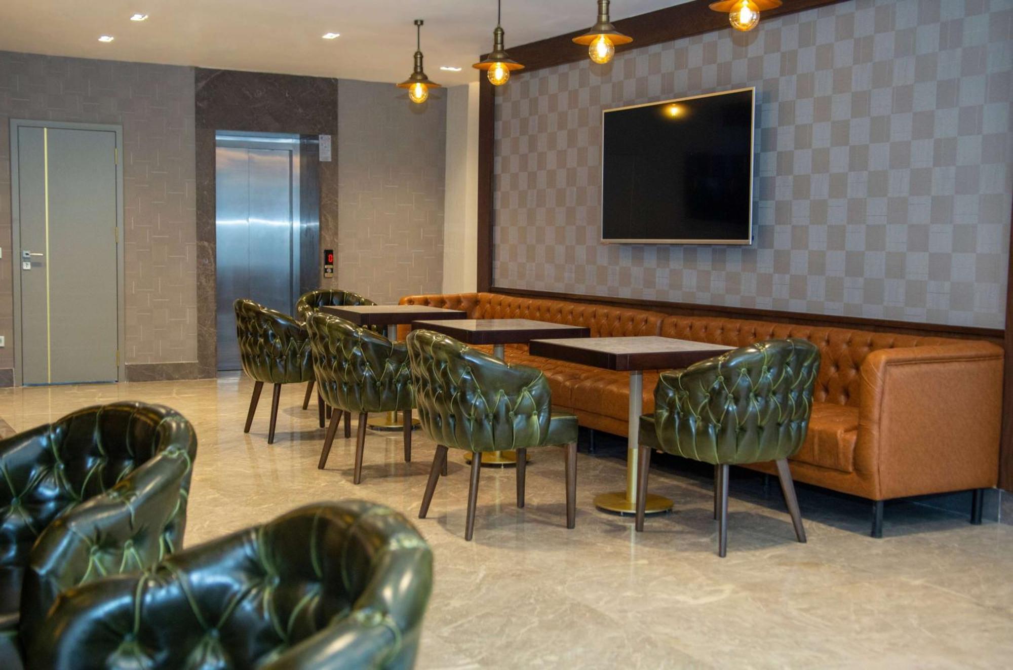 Days Inn By Wyndham Istanbul Bomonti Εξωτερικό φωτογραφία