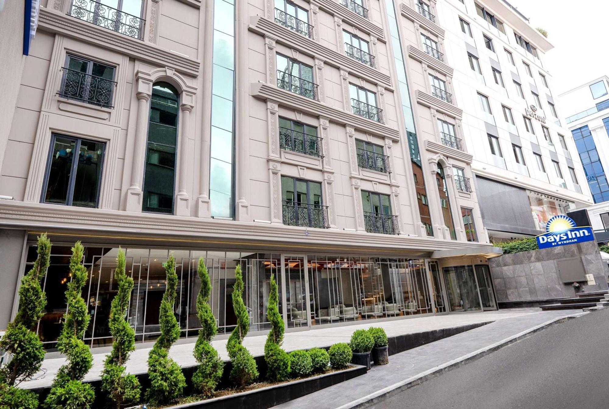 Days Inn By Wyndham Istanbul Bomonti Εξωτερικό φωτογραφία