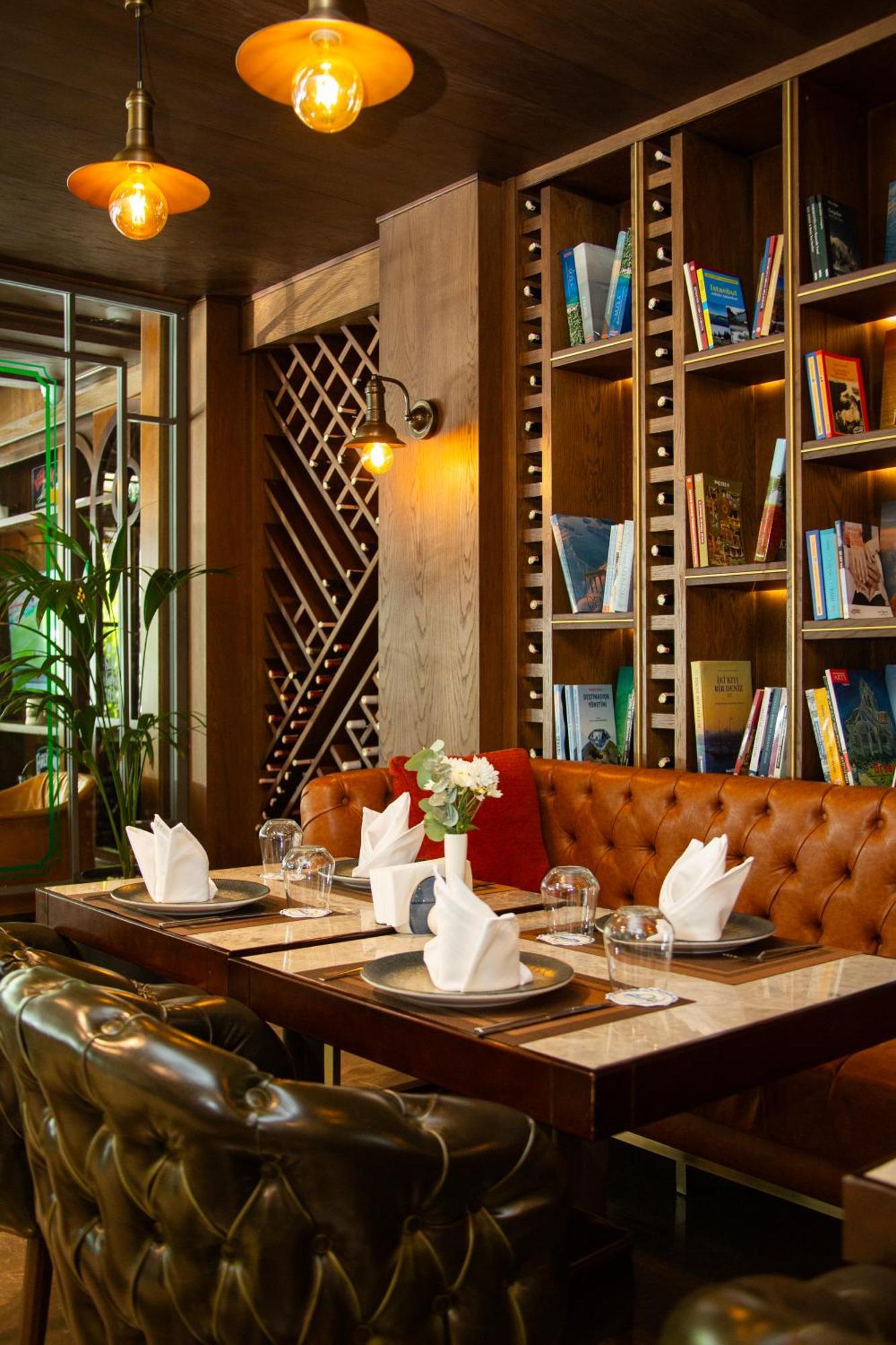 Days Inn By Wyndham Istanbul Bomonti Εξωτερικό φωτογραφία